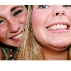 Meet your Posher, Eliza